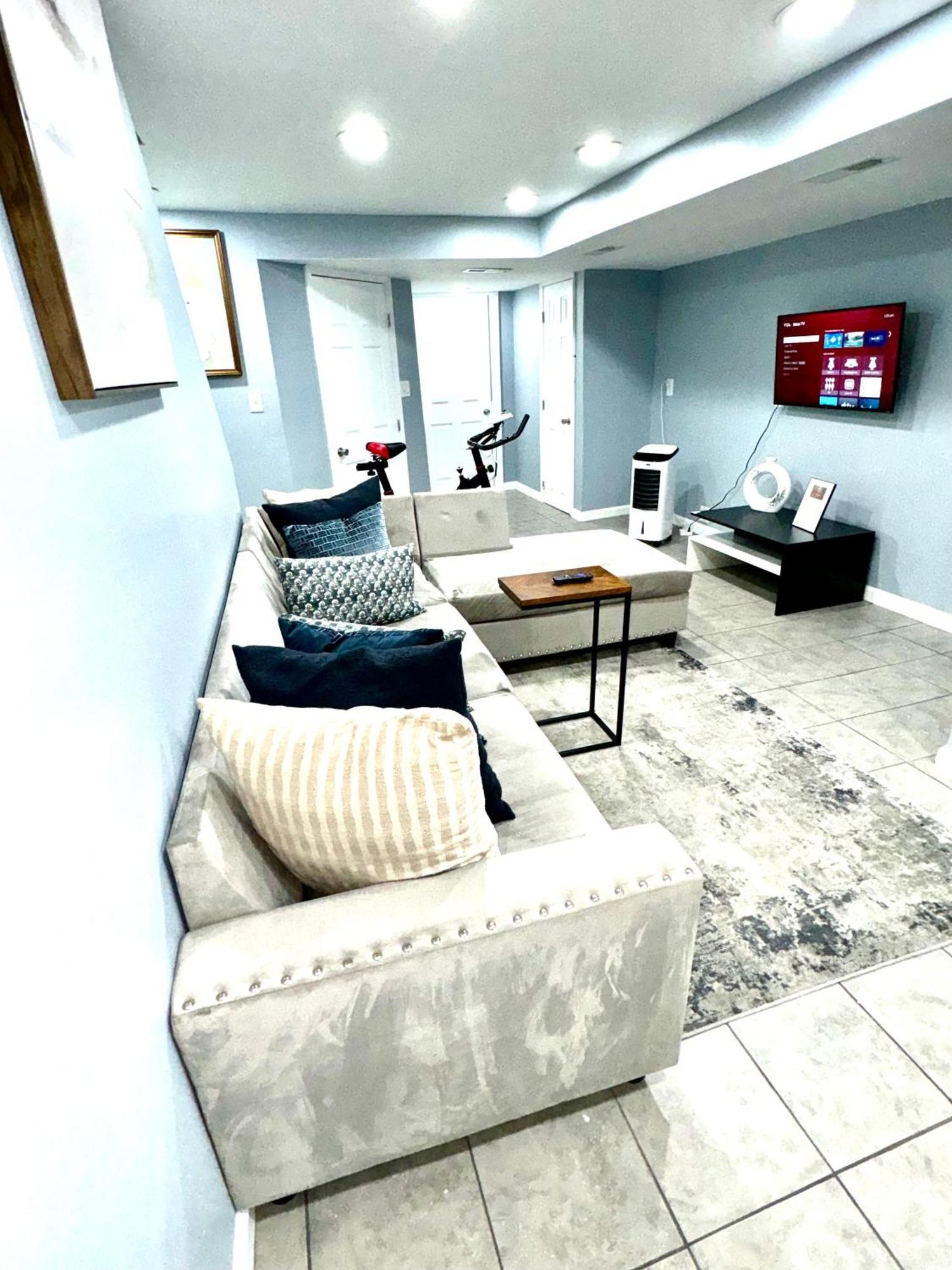 Apartment King Bed/ Apartment/free St Parking/ Quiet Philadelphia